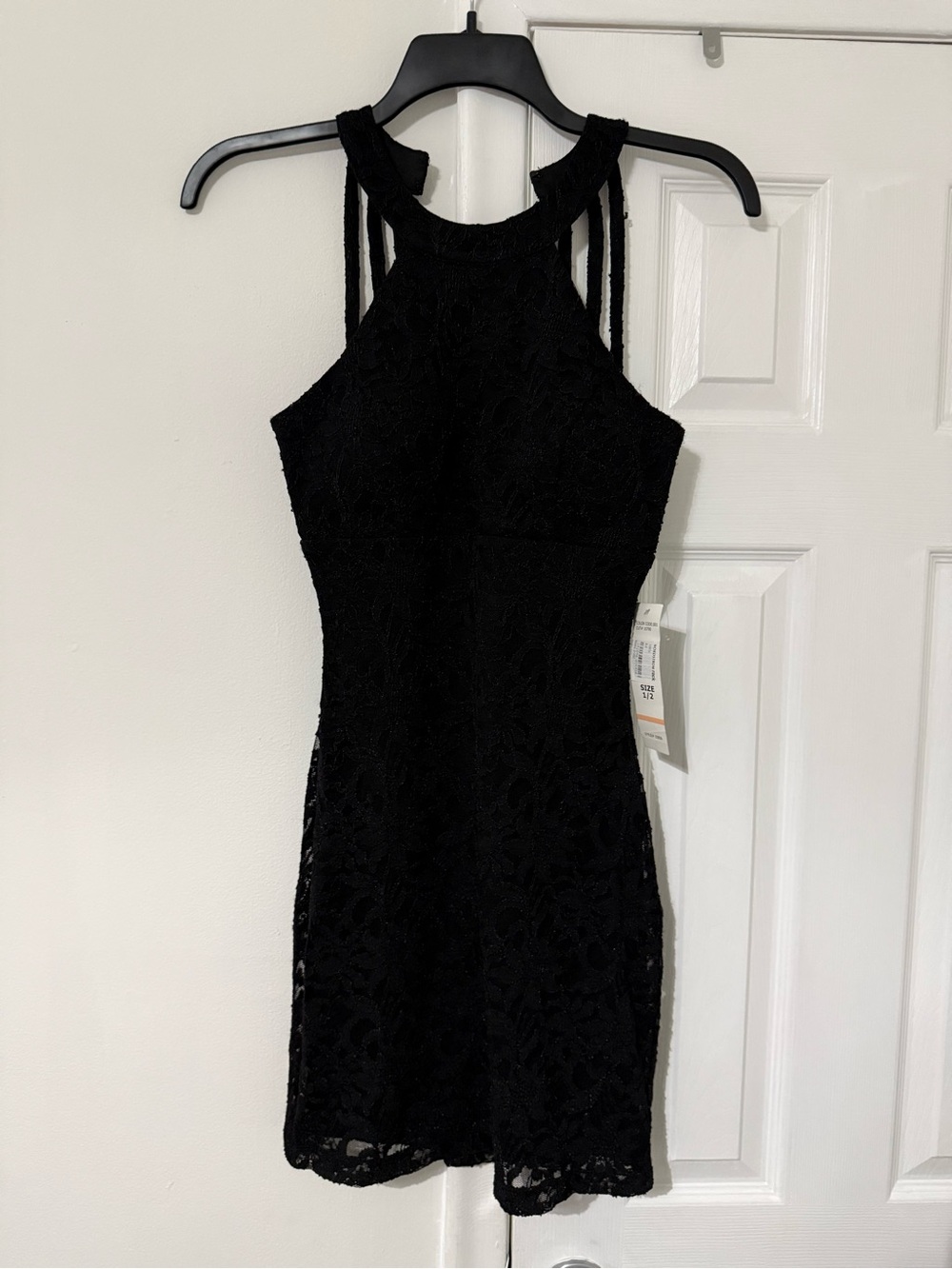Black Lace Halter Bodycon Dress